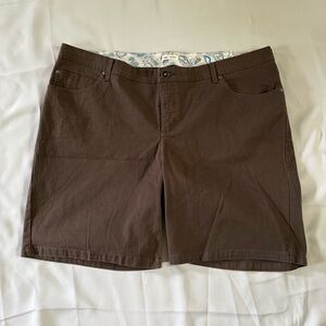 Lee Women's “just below the waist” Brown Jean Shorts